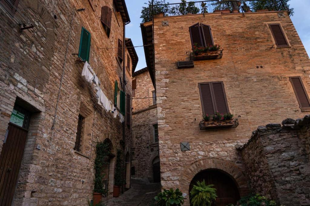 Another Brick In The Vault Spello Exterior photo
